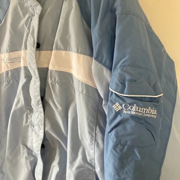Women’s Columbia winter jacket - Picture 3 of 5